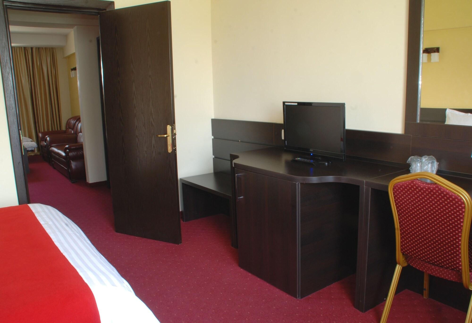בוקרשט Hotel Ancor מראה חיצוני תמונה