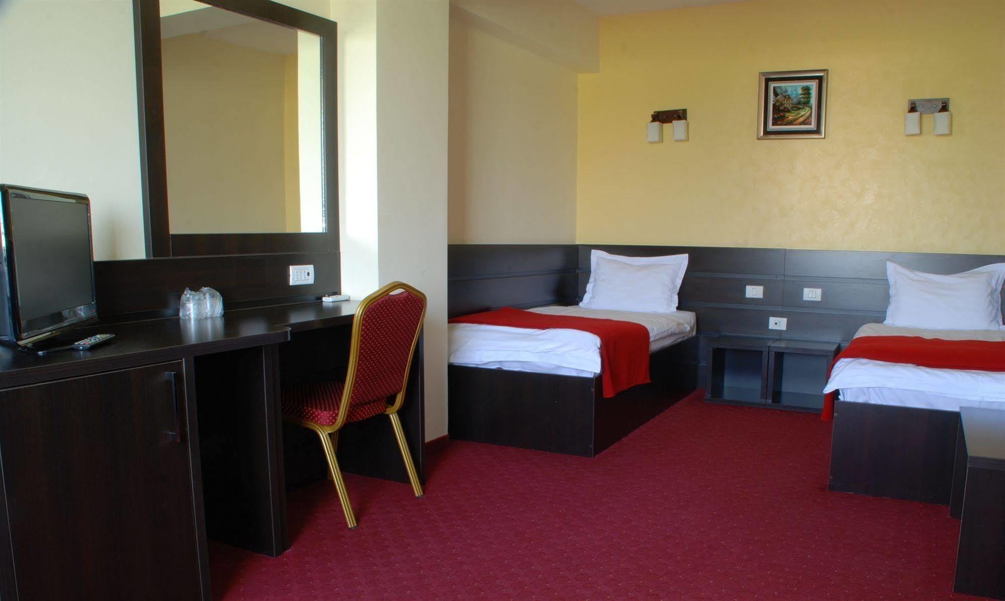 בוקרשט Hotel Ancor מראה חיצוני תמונה